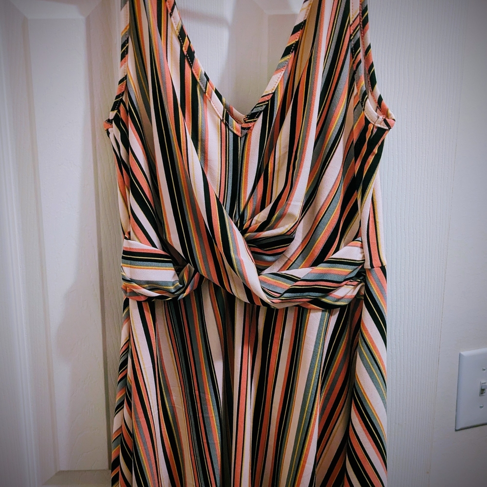 Candie's Brown and Black Sleeveless V-Neck Maxi Dress